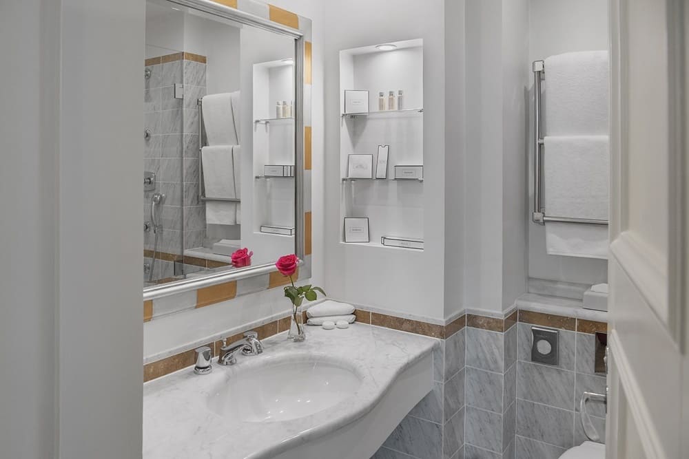 Hotel Angleterre 4 Hotel Angleterre 4